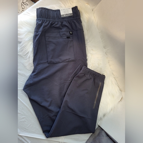 NEW- Gaiam Gray Jogger Pants, Size Large - Picture 1 of 7